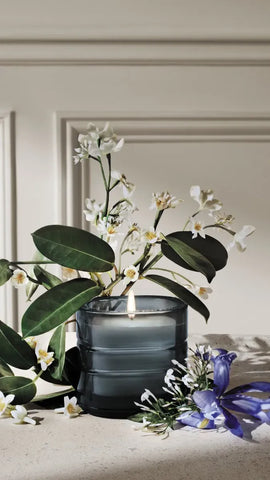 Nymphées Merveilles (Nymphaeum of Wonders) - Signature Candle