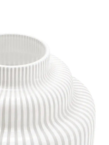 White Pyramid candle holder - For classic candles